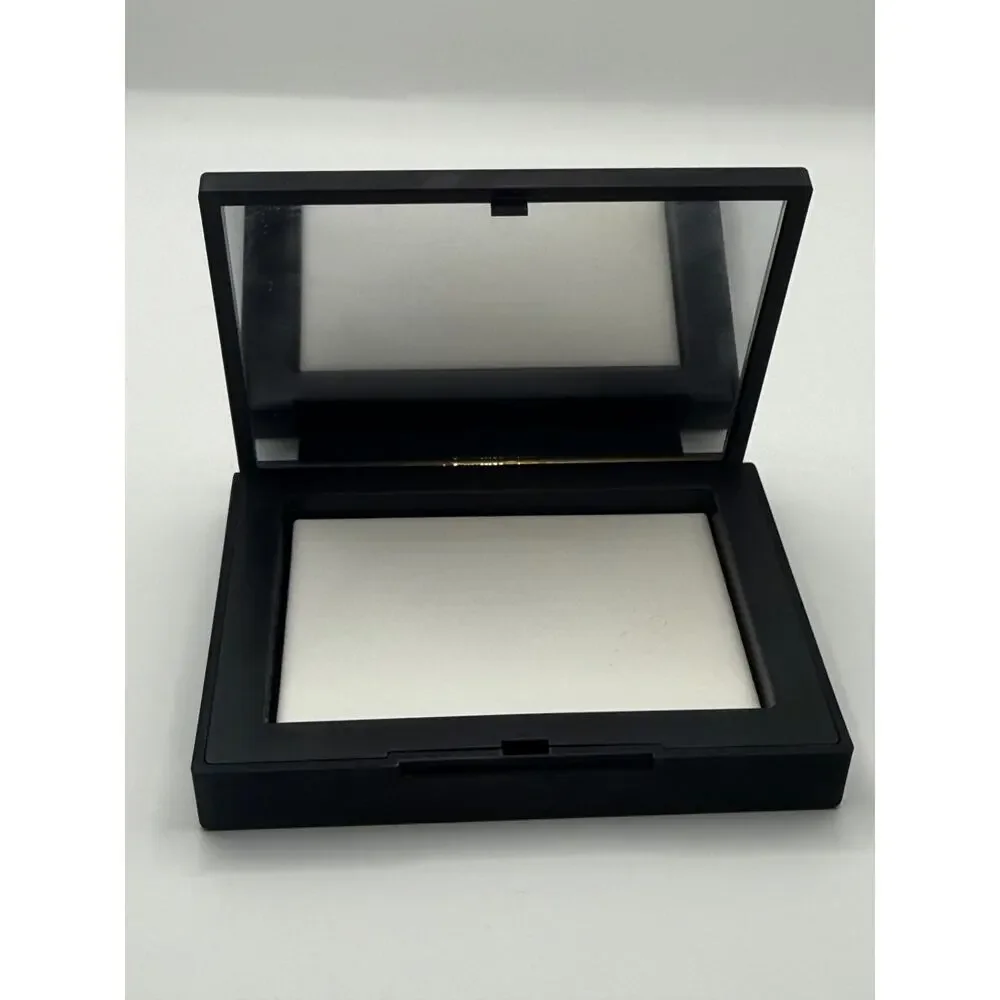 Nars Light Reflecting Pressed Setting Powder Translucent “Crystal”